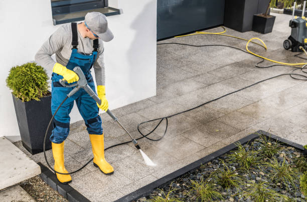 Why Choose Our Certified Pressure Washing Experts for Your Project Needs in Highland Park, MI?